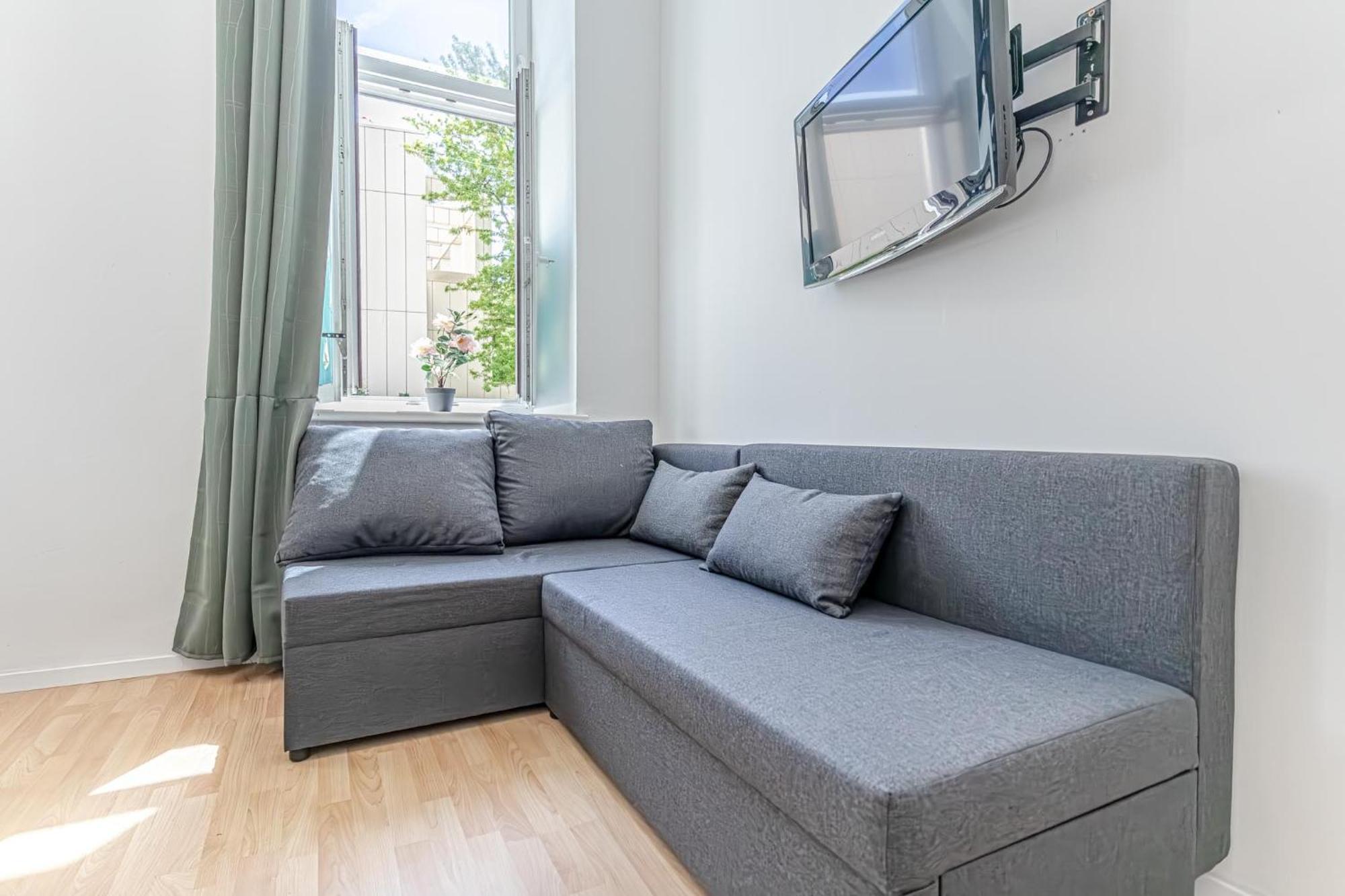 6br / Shared Garden Near Lorenz Boehler & Danube Apartment Wien