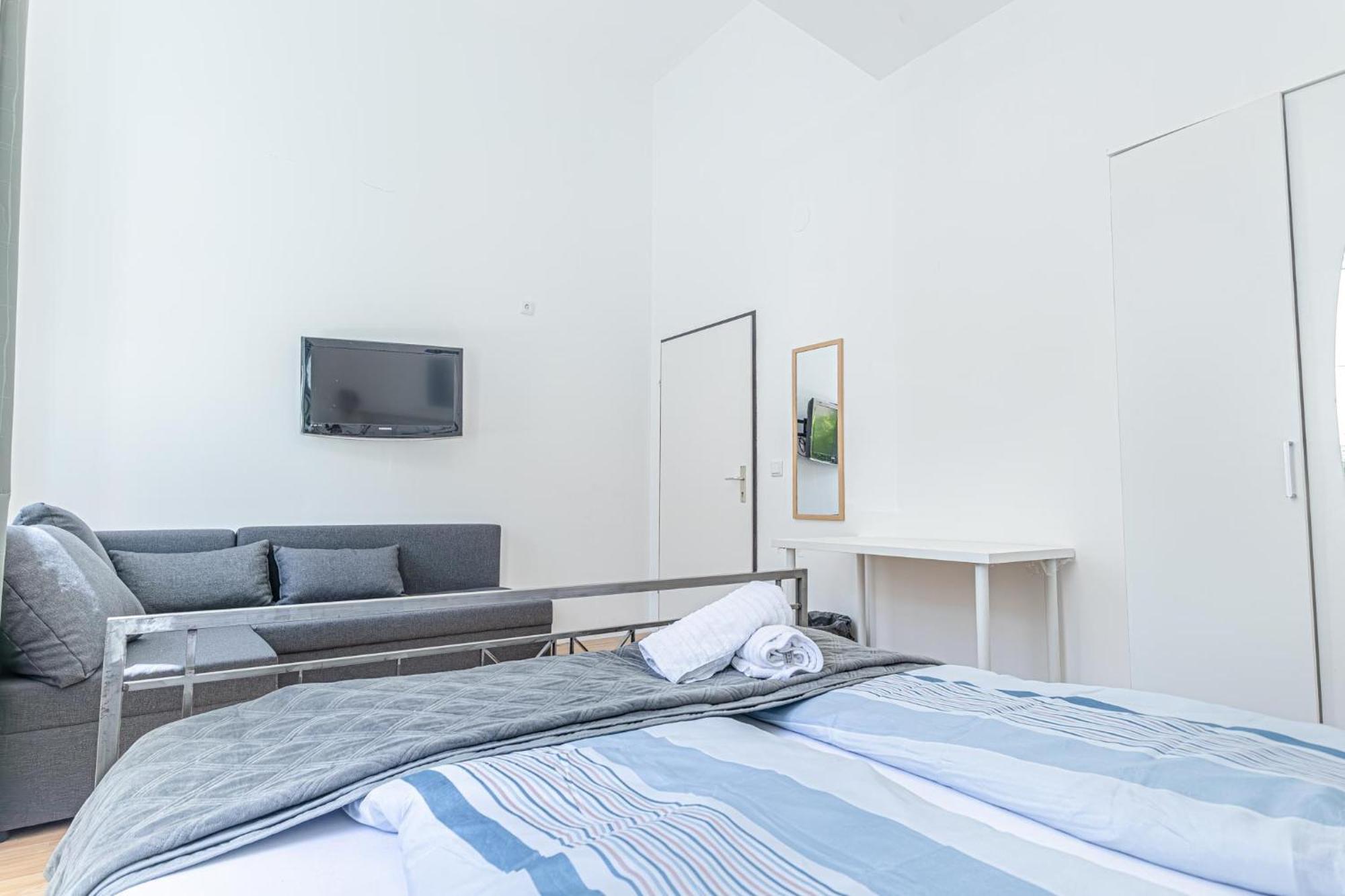 6br / Shared Garden Near Lorenz Boehler & Danube * Wien