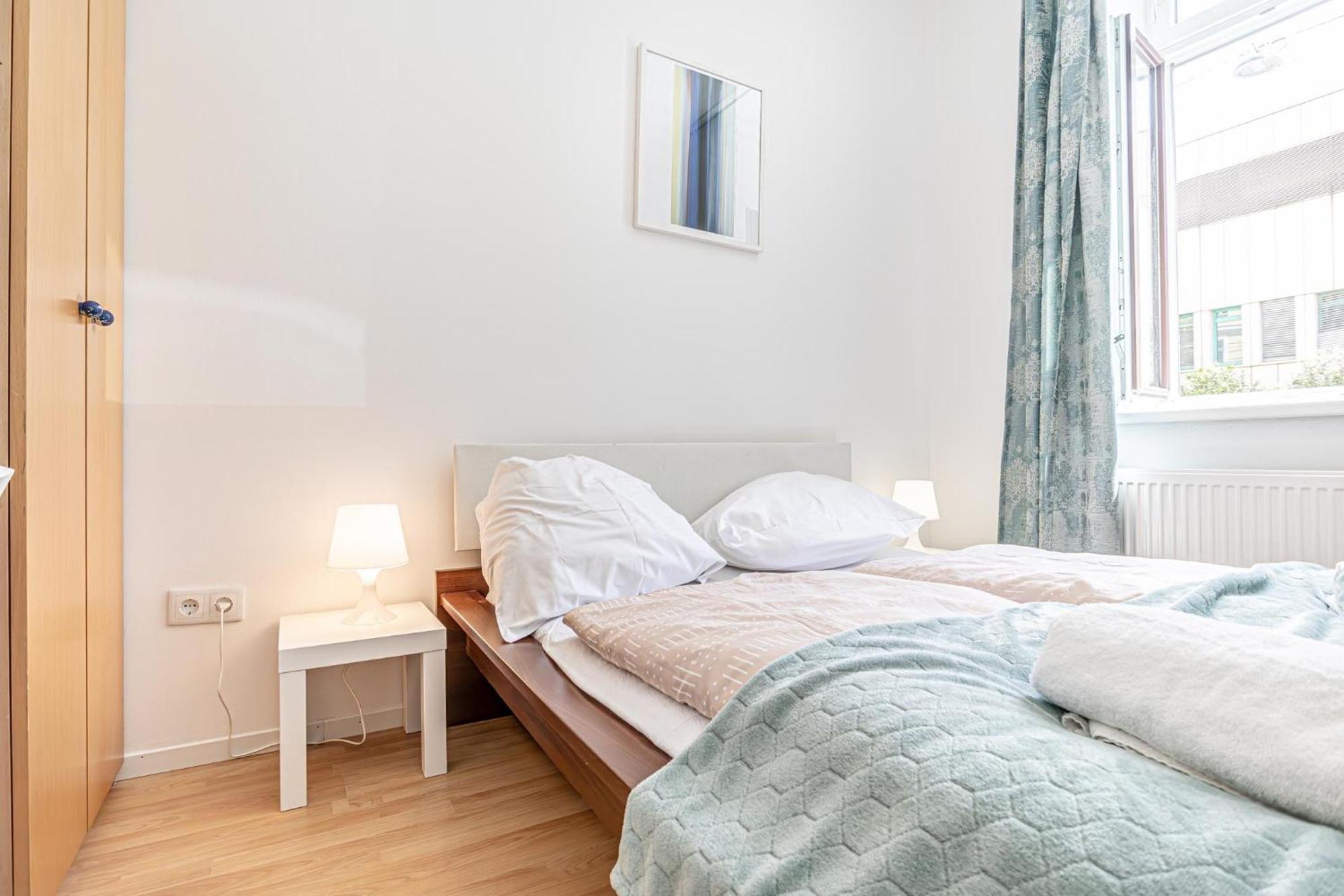 6br / Shared Garden Near Lorenz Boehler & Danube Apartment Wien