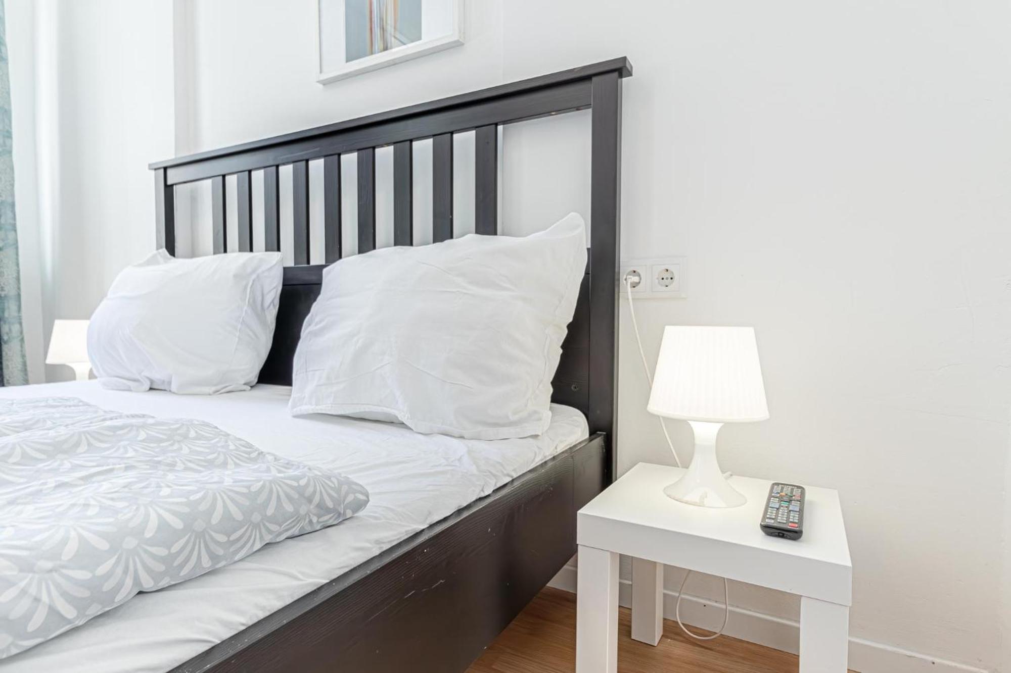 6br / Shared Garden Near Lorenz Boehler & Danube Wien